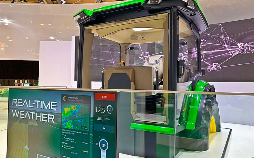 На агро-выставке в Ганновере John Deere представил новую кабину, обладающую искусственным интеллектом
