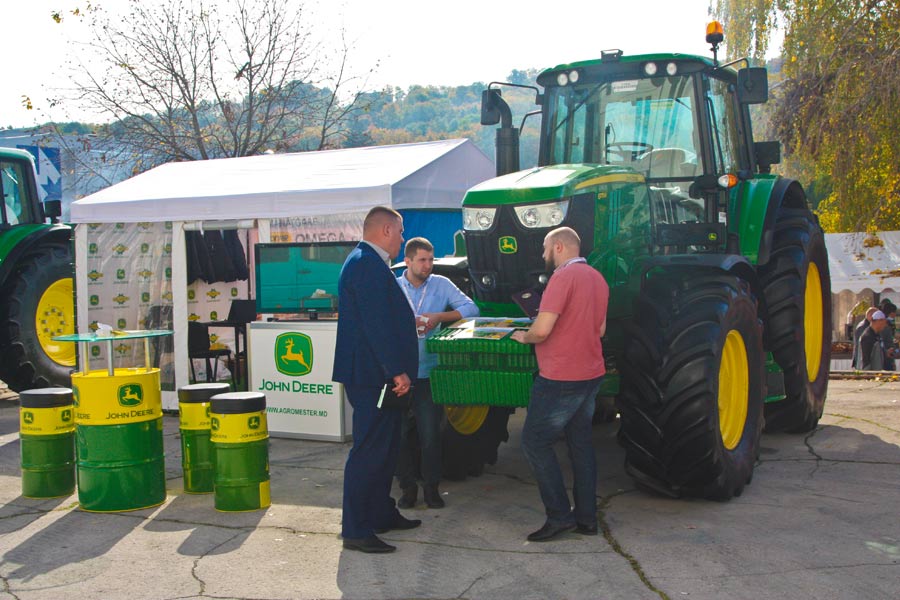 Agromester HD a prezentat la expoziția de toamnă Moldagrotech 2017 cele mai noi tehnologii pentru agricultură
