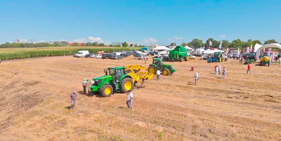 Agromester HD a prezentat mașinile John Deere, Bednar și Rabe la Tehagrofest 2021