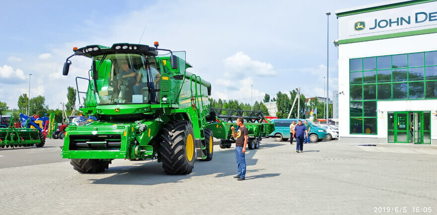 Agromester HD a organizat un seminar pentru operatorii de combine agricole John Deere