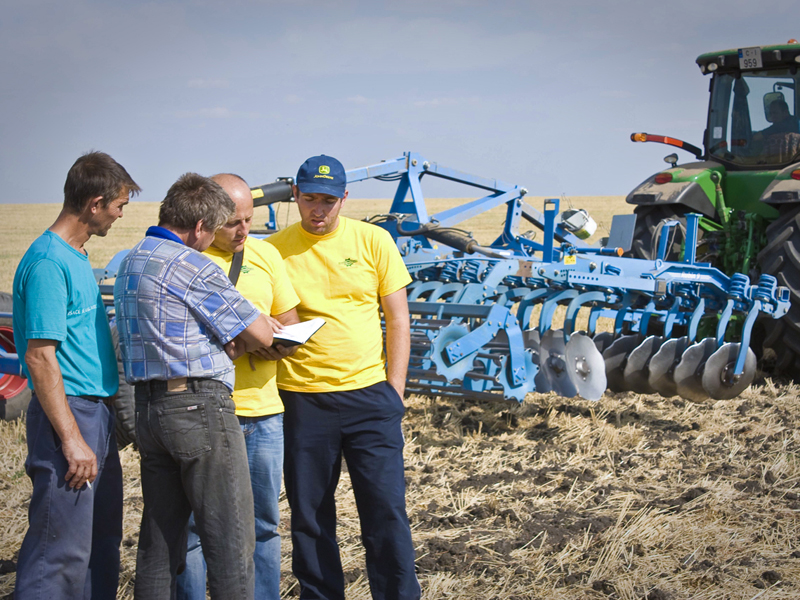 Seminar de instruire John Deere: Încărcați tractorul la maxim!