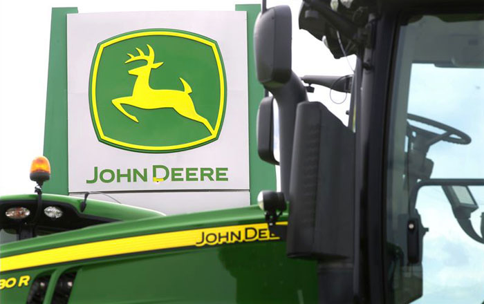 Raportul John Deere pentru al doilea trimestru 2014