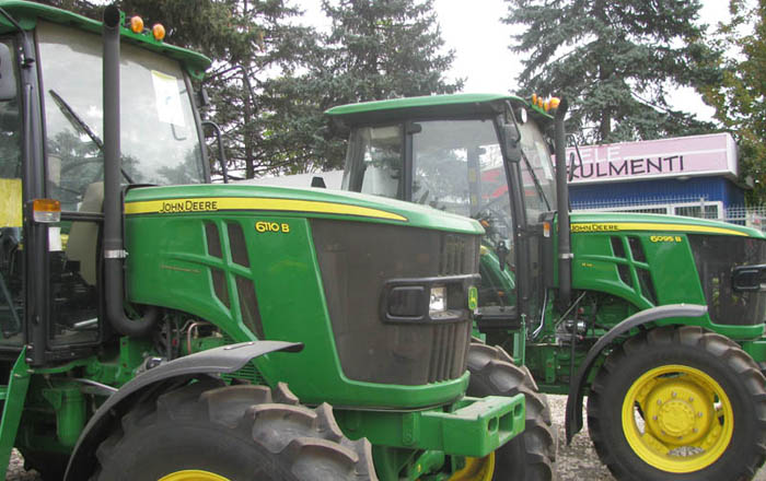 Agromester HD поставляет в августе вторую партию тракторов John Deere 6B